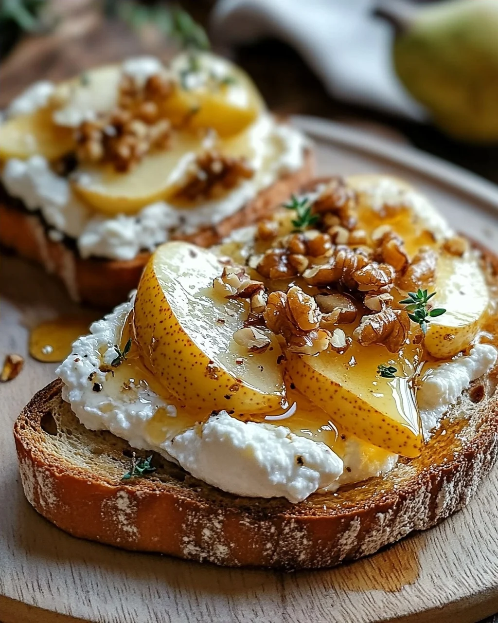 Birnen-Honig-Ricotta-Toast: Süßes Vergnügen für Genießer